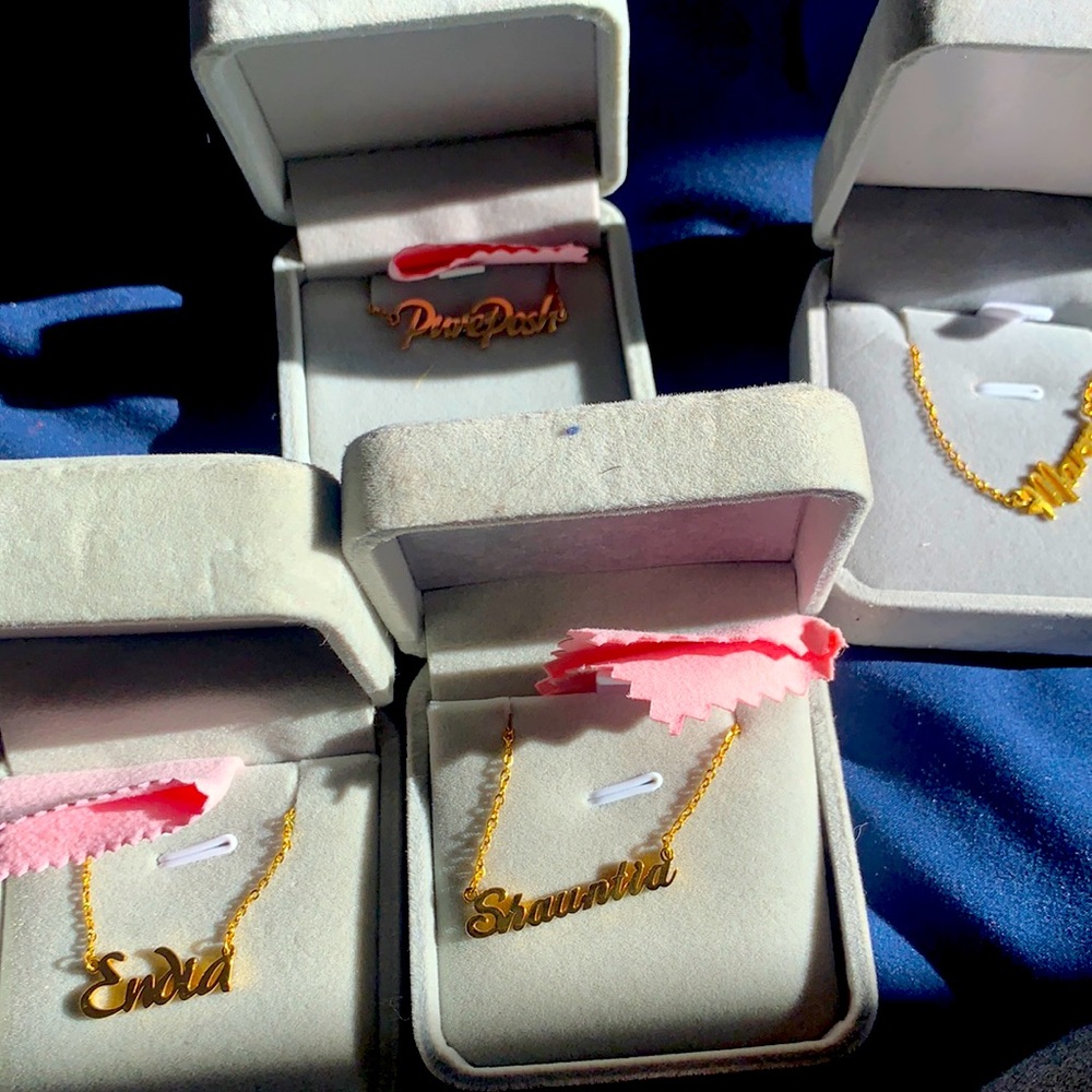 Custom name necklaces. 1-14 letters